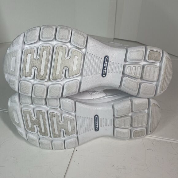 Nurse Mates Libby White‎ Leather Nursing Clogs Women's SZ 7 M Slip Resistant - Picture 6 of 7